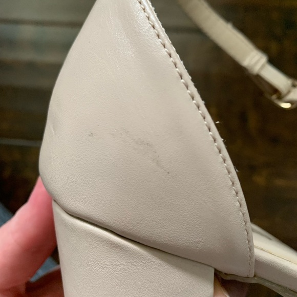 LeChateau Nude heels - Picture 4 of 6